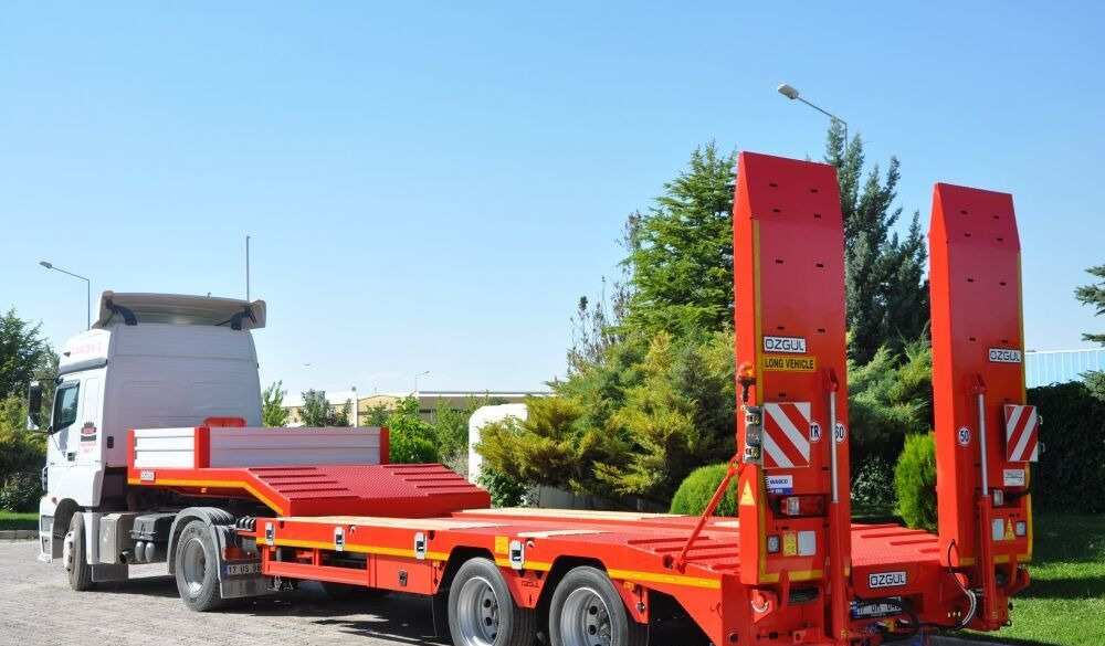 Özgül 2 AXLE LOWBED SEMI TRAILER - Low loader semi-trailer: picture 1 Özgül 2 AXLE LOWBED SEMI TRAILER - Low loader semi-trailer: picture 1