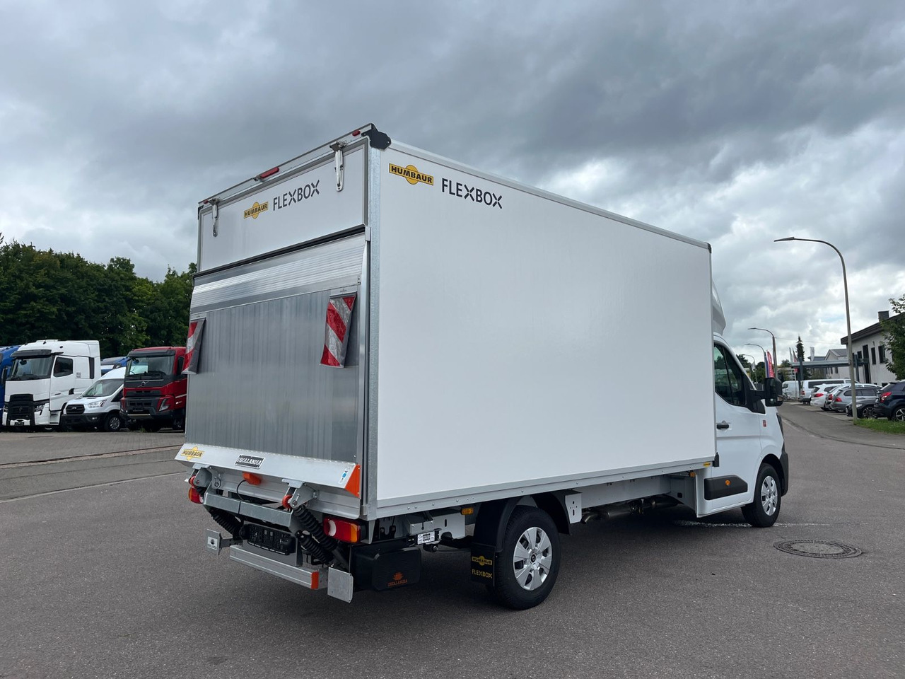 Renault MASTER HUMBAUR KOFFER - Closed box van: picture 4 Renault MASTER HUMBAUR KOFFER - Closed box van: picture 4