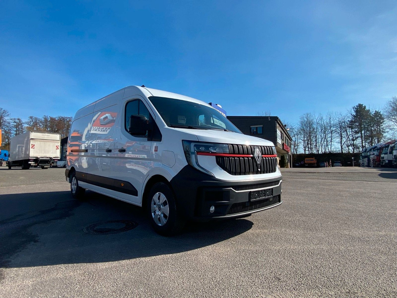 Renault Master E-Tech 145.35 L3H2 - Panel van, Electric van: picture 2 Renault Master E-Tech 145.35 L3H2 - Panel van, Electric van: picture 2