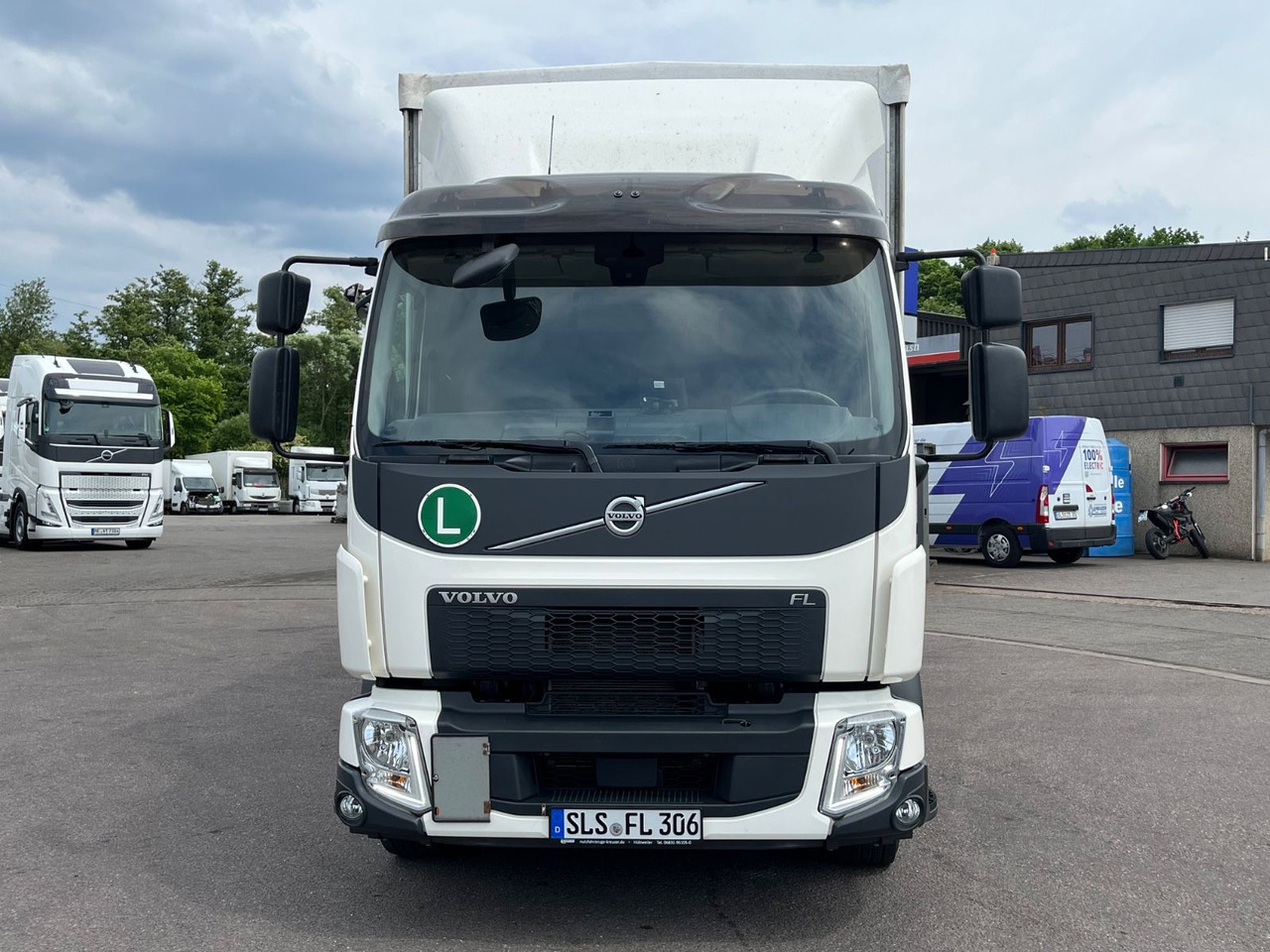 Volvo FL 14.245 Junghanns Schiebeplane LBW - Curtain side truck: picture 2 Volvo FL 14.245 Junghanns Schiebeplane LBW - Curtain side truck: picture 2