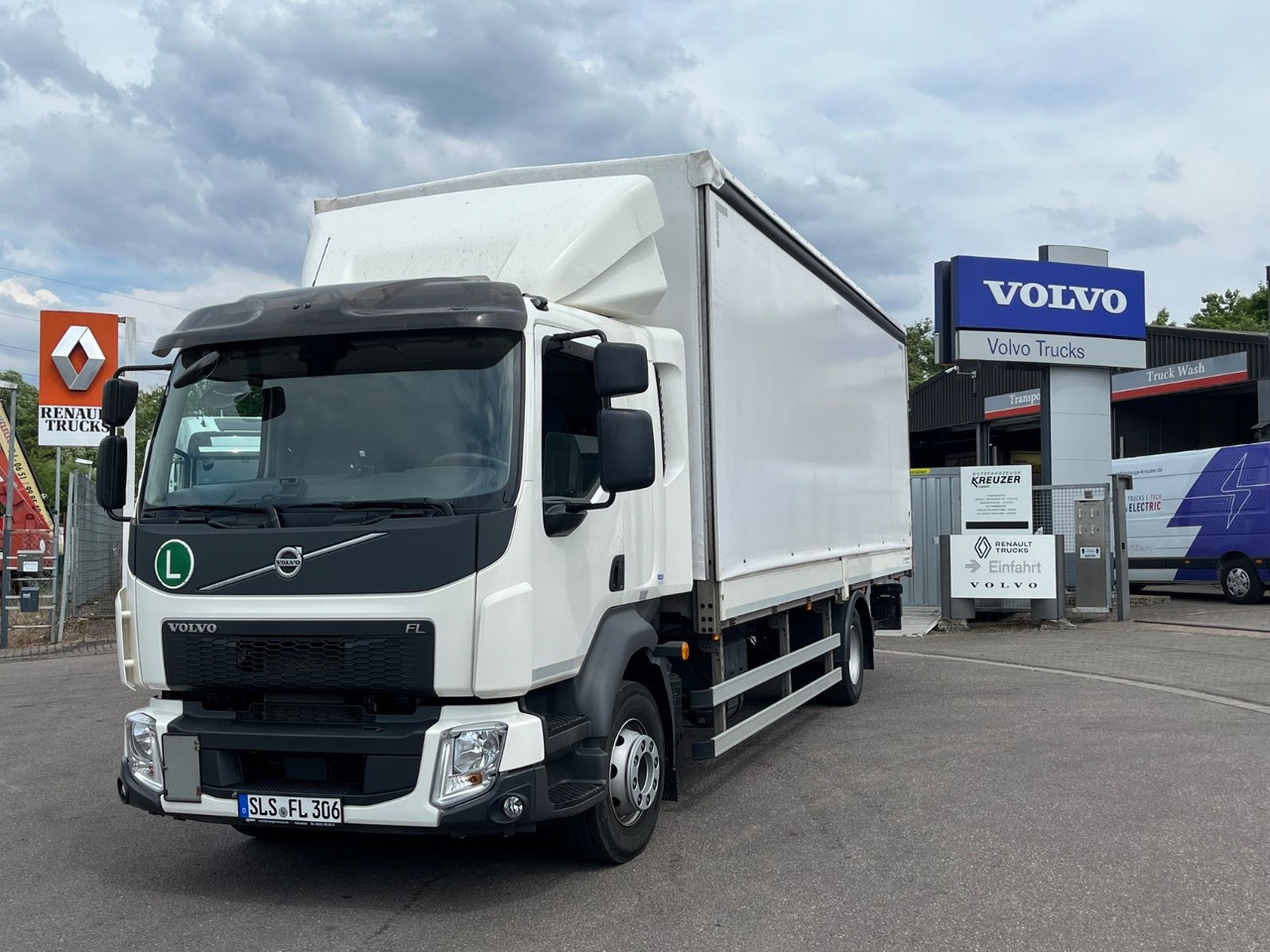 Volvo FL 14.245 Junghanns Schiebeplane LBW - Curtain side truck: picture 1 Volvo FL 14.245 Junghanns Schiebeplane LBW - Curtain side truck: picture 1