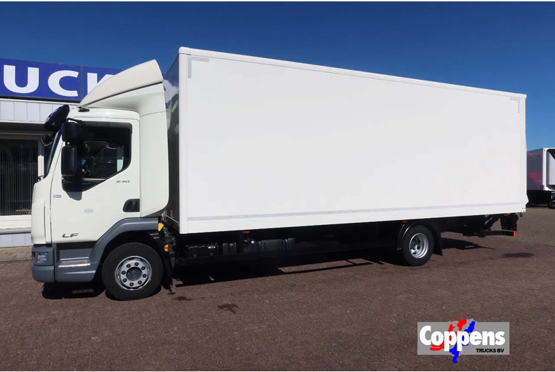 DAF LF 45 Gesloten bak + Dhollandia klep 1500 kg 4x2 - Box truck: picture 1 DAF LF 45 Gesloten bak + Dhollandia klep 1500 kg 4x2 - Box truck: picture 1