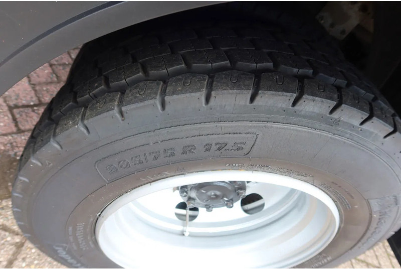 Box truck FUSO Canter Mistubishi Canter 7C18: picture 14