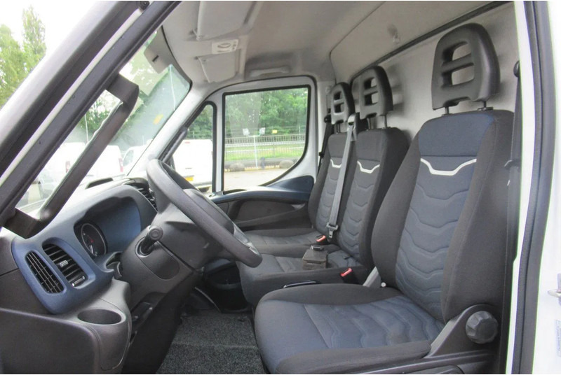 Iveco Daily 35S14 Bakwagen +Laadklep DHollandia 750 kg - Closed box van: picture 5 Iveco Daily 35S14 Bakwagen +Laadklep DHollandia 750 kg - Closed box van: picture 5