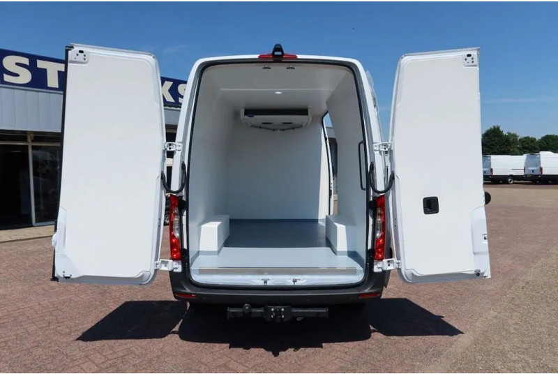 Mercedes-Benz Sprinter 315 CDI Koel/Vries/Verwarmen Carrier Xarios 350 - Refrigerated delivery van: picture 3 Mercedes-Benz Sprinter 315 CDI Koel/Vries/Verwarmen Carrier Xarios 350 - Refrigerated delivery van: picture 3
