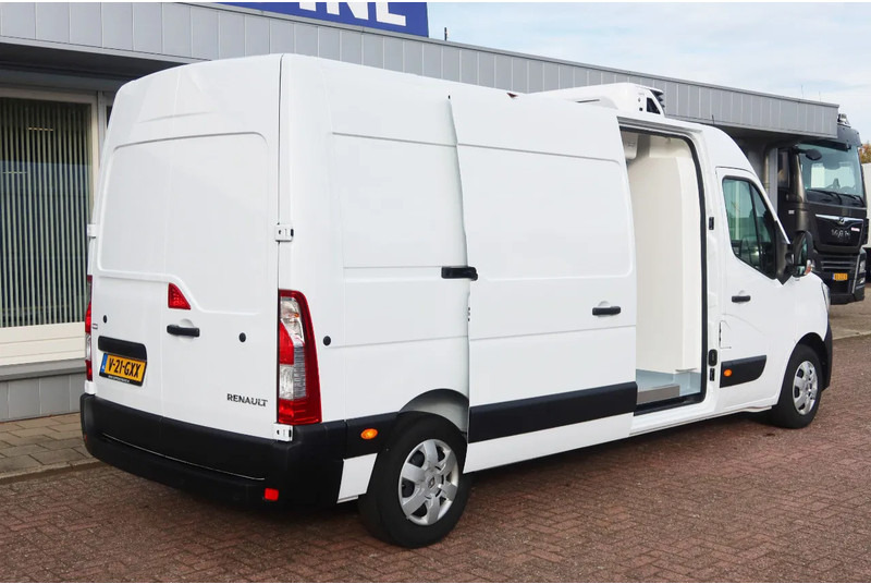 Renault Master Carrier Xarios 350 Koel/vries + verwarmen + nachtaansluiting 220 volt BPM VRIJ!!! - Refrigerated delivery van: picture 3 Renault Master Carrier Xarios 350 Koel/vries + verwarmen + nachtaansluiting 220 volt BPM VRIJ!!! - Refrigerated delivery van: picture 3