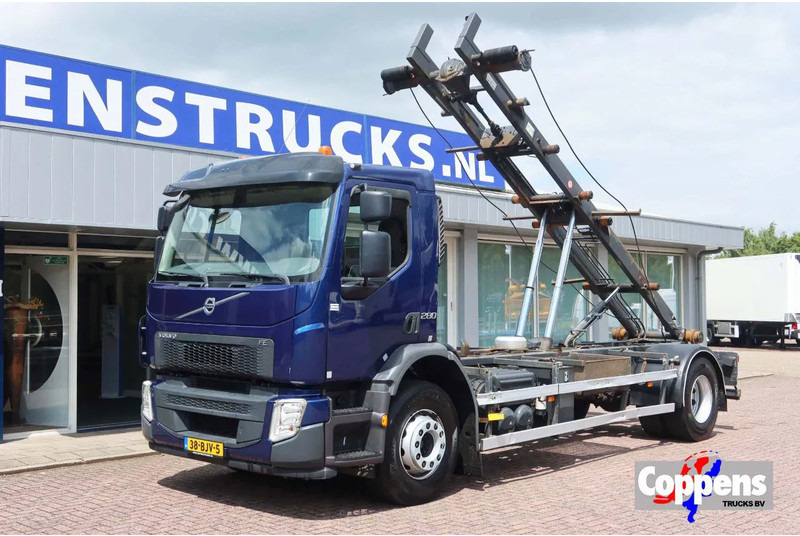 Volvo FE 280 Container / Kabelsysteem H.T.S Kabel, 15 ton, 575 cm 6 Cilinder - Cable system truck: picture 1 Volvo FE 280 Container / Kabelsysteem H.T.S Kabel, 15 ton, 575 cm 6 Cilinder - Cable system truck: picture 1