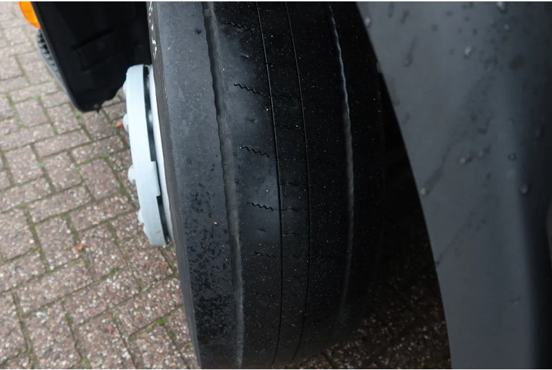 Refrigerator truck Volvo FE Volvo FE 280 4x2 Carrier Supra 1250 Koel/Vries+ BAR klep 2000 kg 2 Stuks in Voorraad: picture 18