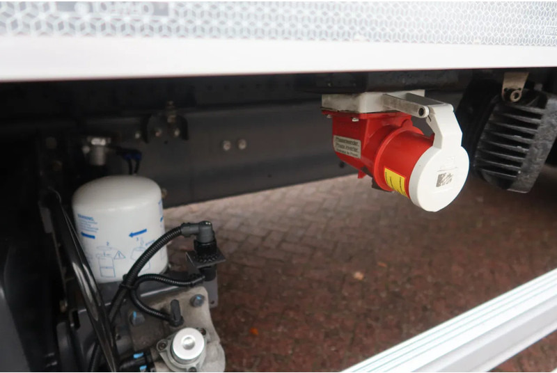 Refrigerator truck Volvo FE Volvo FE 280 4x2 Carrier Supra 1250 Koel/Vries+ BAR klep 2000 kg 2 Stuks in Voorraad: picture 13