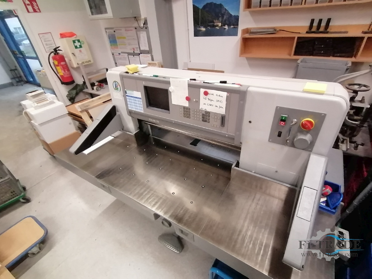 Polar 92 E - Paper cutting machine: picture 2 Polar 92 E - Paper cutting machine: picture 2