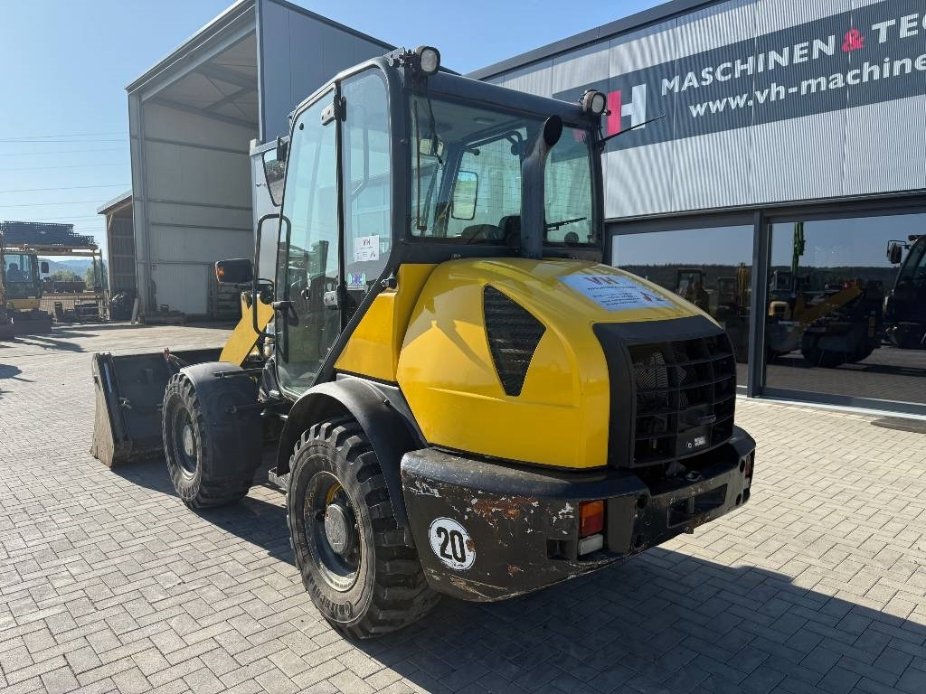 Komatsu WA 70-6 - Wheel loader: picture 3 Komatsu WA 70-6 - Wheel loader: picture 3
