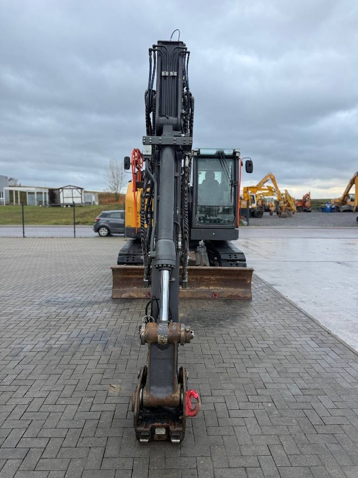 Crawler excavator Volvo ECR 145 EL: picture 7
