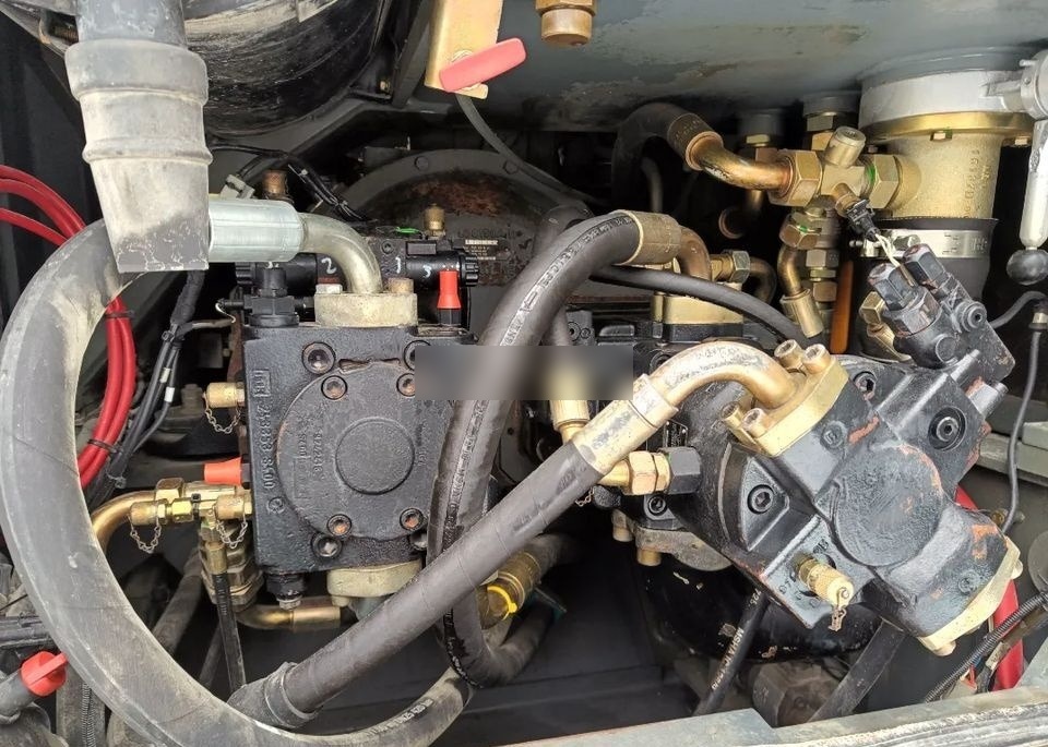 Wheel loader Liebherr L544 2 plus 2: picture 8 Wheel loader Liebherr L544 2 plus 2: picture 8