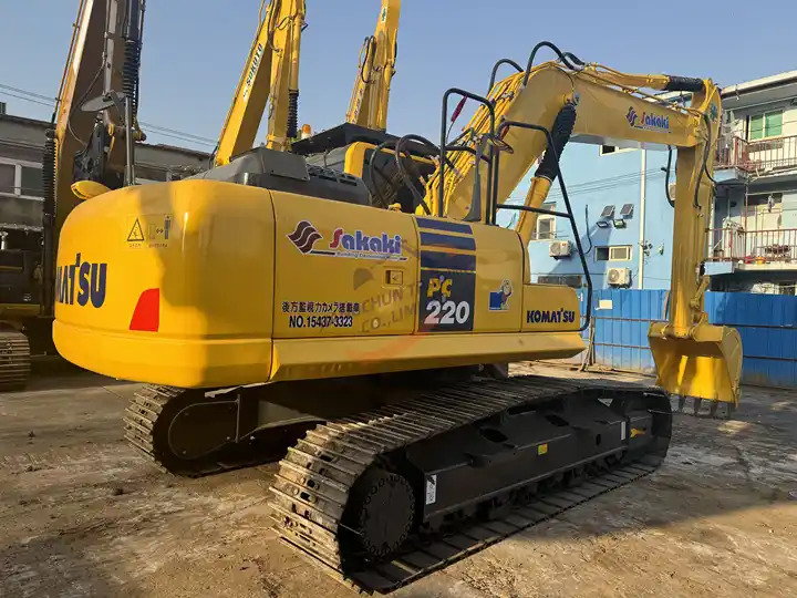 90% New Used Komatus excavator Pc220-8mo PC200-8 in good condition for sale - Crawler excavator: picture 5 90% New Used Komatus excavator Pc220-8mo PC200-8 in good condition for sale - Crawler excavator: picture 5