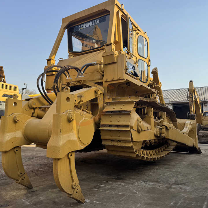 Original Japan Imported Caterpillar D7R Bulldozer Japan Original Cat D7G D7R D9n D8r Used Bulldozers - Bulldozer: picture 1 Original Japan Imported Caterpillar D7R Bulldozer Japan Original Cat D7G D7R D9n D8r Used Bulldozers - Bulldozer: picture 1