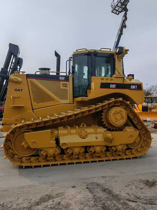 USED D8T CAT Bulldozer Price D8R Used Caterpillar Bulldozer crawler bulldozer made in brazil - Bulldozer: picture 3 USED D8T CAT Bulldozer Price D8R Used Caterpillar Bulldozer crawler bulldozer made in brazil - Bulldozer: picture 3