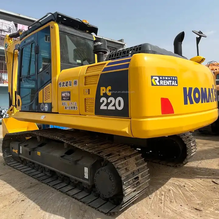 Used Komatus excavator Pc220-8mo PC200-8 in good condition for sale - Crawler excavator: picture 2 Used Komatus excavator Pc220-8mo PC200-8 in good condition for sale - Crawler excavator: picture 2