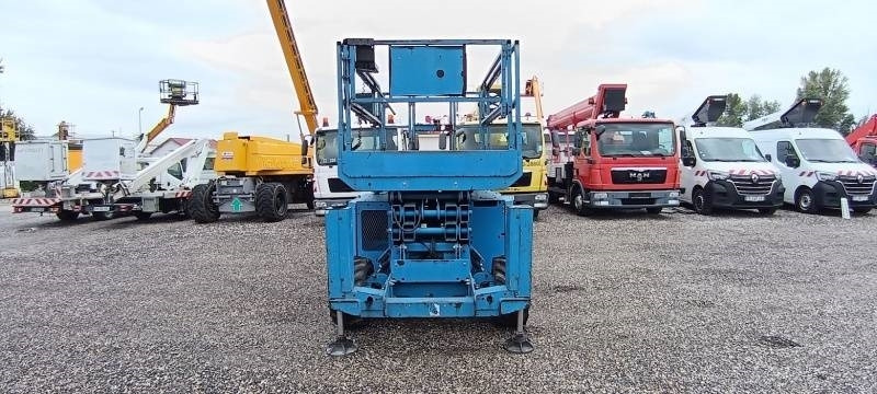 Genie GS-2669 - 10 m, 4x4, diesel  - Scissor lift: picture 3 Genie GS-2669 - 10 m, 4x4, diesel  - Scissor lift: picture 3