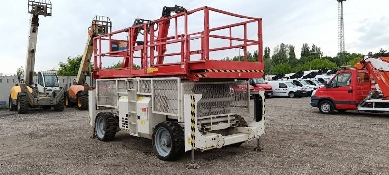 Genie GS4390 - 15,11m, diesel, 4x4 - Scissor lift: picture 1 Genie GS4390 - 15,11m, diesel, 4x4 - Scissor lift: picture 1