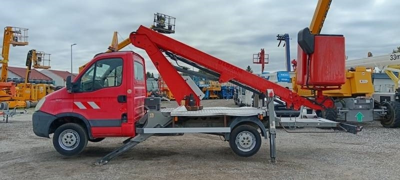 Iveco Daily Isoli PT165 - 16,5 m - Truck with aerial platform: picture 5 Iveco Daily Isoli PT165 - 16,5 m - Truck with aerial platform: picture 5