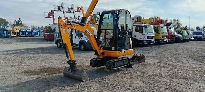JCB 8018 - with 3 bucket  - Mini excavator: picture 2 JCB 8018 - with 3 bucket  - Mini excavator: picture 2