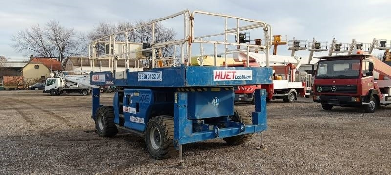 JLG 3394RT - 12m, 4x4, diesel - Scissor lift: picture 1 JLG 3394RT - 12m, 4x4, diesel - Scissor lift: picture 1
