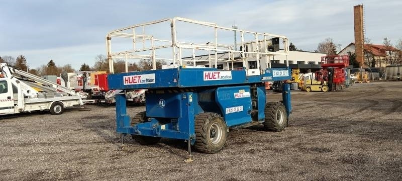 JLG 3394RT - 12m, 4x4, diesel - Scissor lift: picture 2 JLG 3394RT - 12m, 4x4, diesel - Scissor lift: picture 2