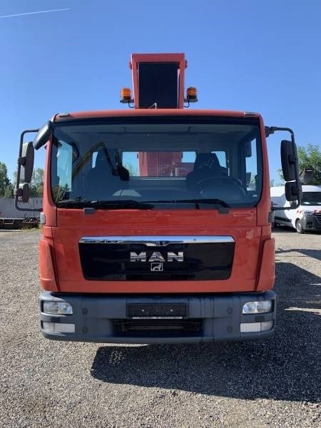 MAN TGL 7.150 Ruthmann T330 - 33m - 320 kg - Truck with aerial platform: picture 3 MAN TGL 7.150 Ruthmann T330 - 33m - 320 kg - Truck with aerial platform: picture 3