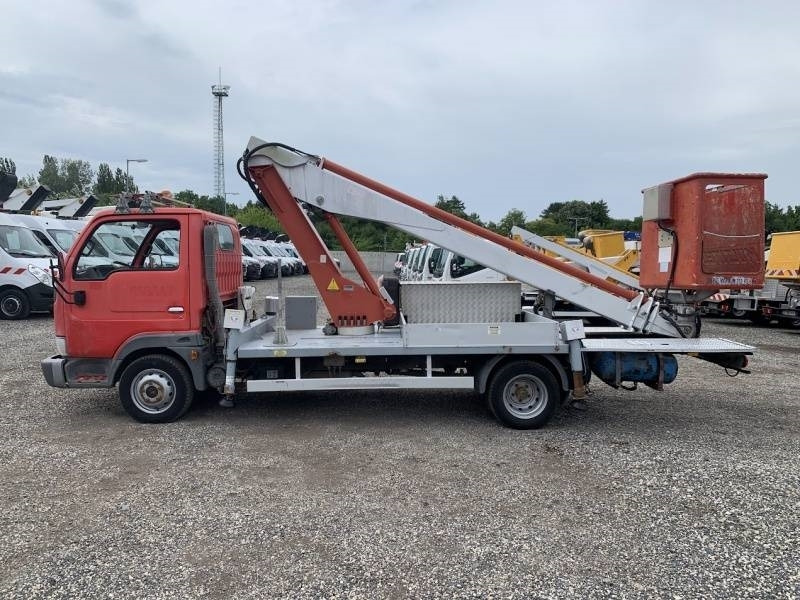 Nissan Cabstar Multitel 160 ALU DS - 16m - Truck with aerial platform: picture 5 Nissan Cabstar Multitel 160 ALU DS - 16m - Truck with aerial platform: picture 5