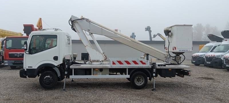 Nissan Cabstar Multitel 160 ALU DS - 16m - Truck with aerial platform: picture 5 Nissan Cabstar Multitel 160 ALU DS - 16m - Truck with aerial platform: picture 5
