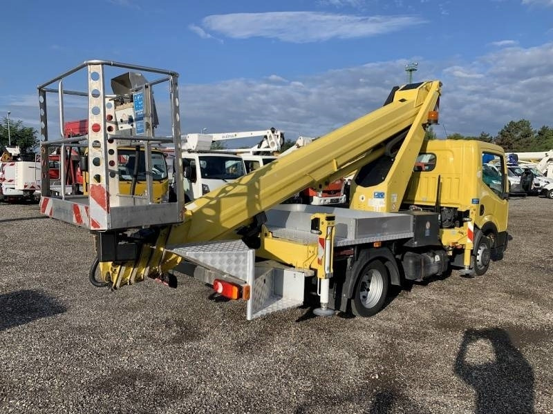 Nissan Cabstar Ruthmann TB270 - 27m - 225 kg - Truck with aerial platform: picture 5 Nissan Cabstar Ruthmann TB270 - 27m - 225 kg - Truck with aerial platform: picture 5