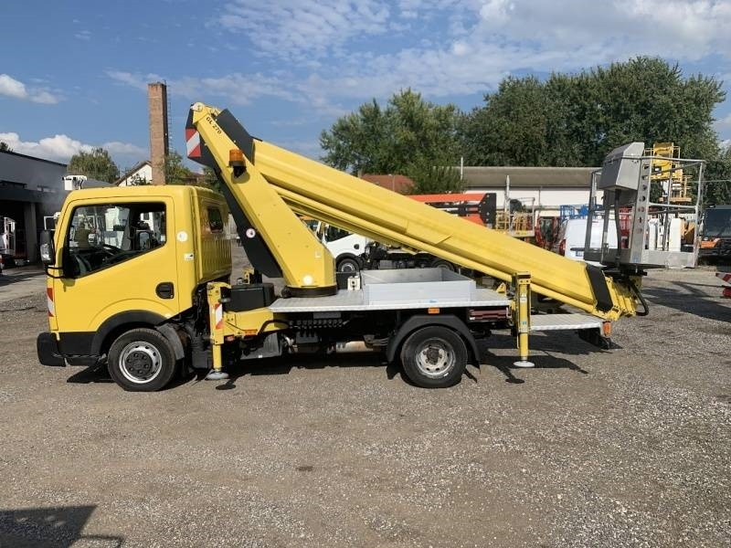 Nissan Cabstar Ruthmann TB270 - 27m - 225 kg - Truck with aerial platform: picture 5 Nissan Cabstar Ruthmann TB270 - 27m - 225 kg - Truck with aerial platform: picture 5
