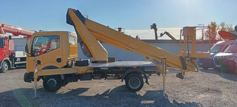 Nissan Cabstar Ruthmann TB270 - 27m - 230 kg - Truck with aerial platform: picture 5 Nissan Cabstar Ruthmann TB270 - 27m - 230 kg - Truck with aerial platform: picture 5