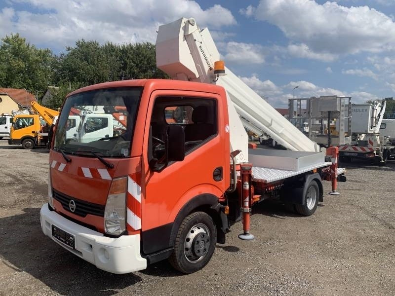 Nissan Cabstar Ruthmann TB270 - 27m - 230 kg - Truck with aerial platform: picture 2 Nissan Cabstar Ruthmann TB270 - 27m - 230 kg - Truck with aerial platform: picture 2