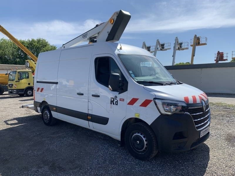 Renault Master Versalift ETL-32-125 - 12,5 m - 120kg - Truck with aerial platform: picture 1 Renault Master Versalift ETL-32-125 - 12,5 m - 120kg - Truck with aerial platform: picture 1