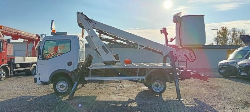 Renault Maxity Bizzocchi Autel 162 HP - 16,5m - Truck with aerial platform: picture 5 Renault Maxity Bizzocchi Autel 162 HP - 16,5m - Truck with aerial platform: picture 5
