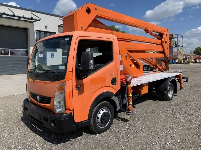 Renault Maxity CMC TB260 - 26 m - 200 kg - Truck with aerial platform: picture 2 Renault Maxity CMC TB260 - 26 m - 200 kg - Truck with aerial platform: picture 2