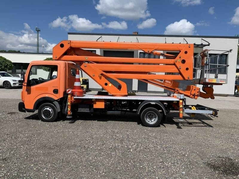 Renault Maxity CMC TB260 - 26 m - 200 kg - Truck with aerial platform: picture 5 Renault Maxity CMC TB260 - 26 m - 200 kg - Truck with aerial platform: picture 5