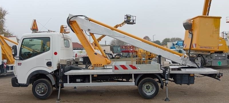 Renault Maxity Multitel 160 ALU DS - 16m - Truck with aerial platform: picture 5 Renault Maxity Multitel 160 ALU DS - 16m - Truck with aerial platform: picture 5