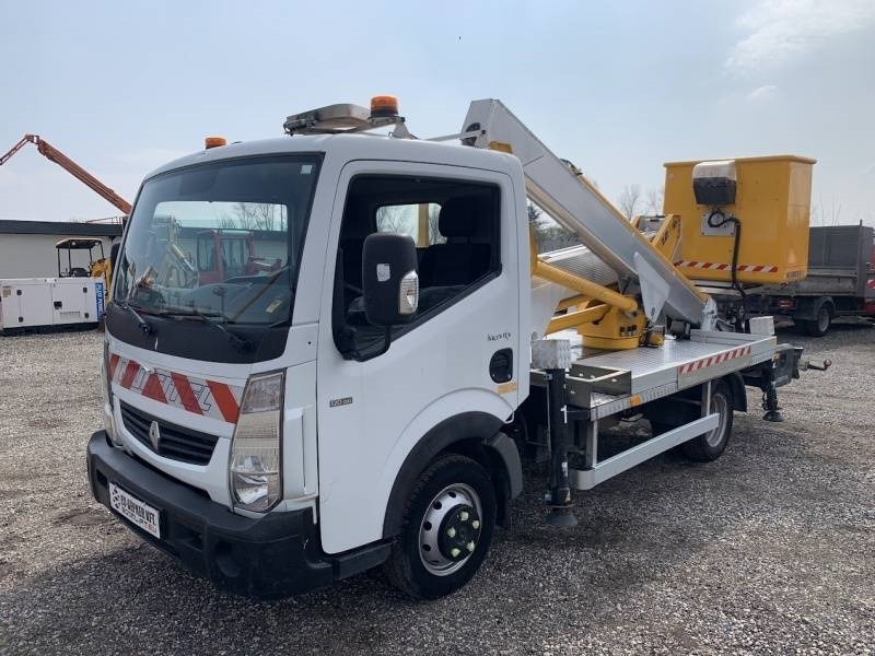 Renault Maxity Multitel MX200 - 20 m - Truck with aerial platform: picture 2 Renault Maxity Multitel MX200 - 20 m - Truck with aerial platform: picture 2
