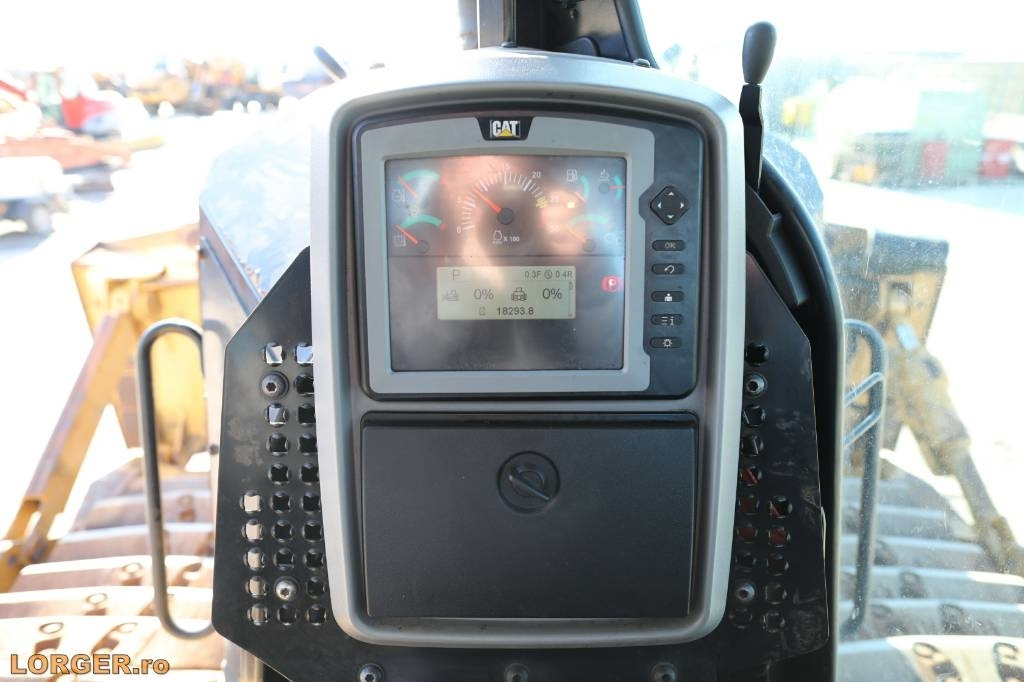 Bulldozer CAT D 7 E LGP: picture 24