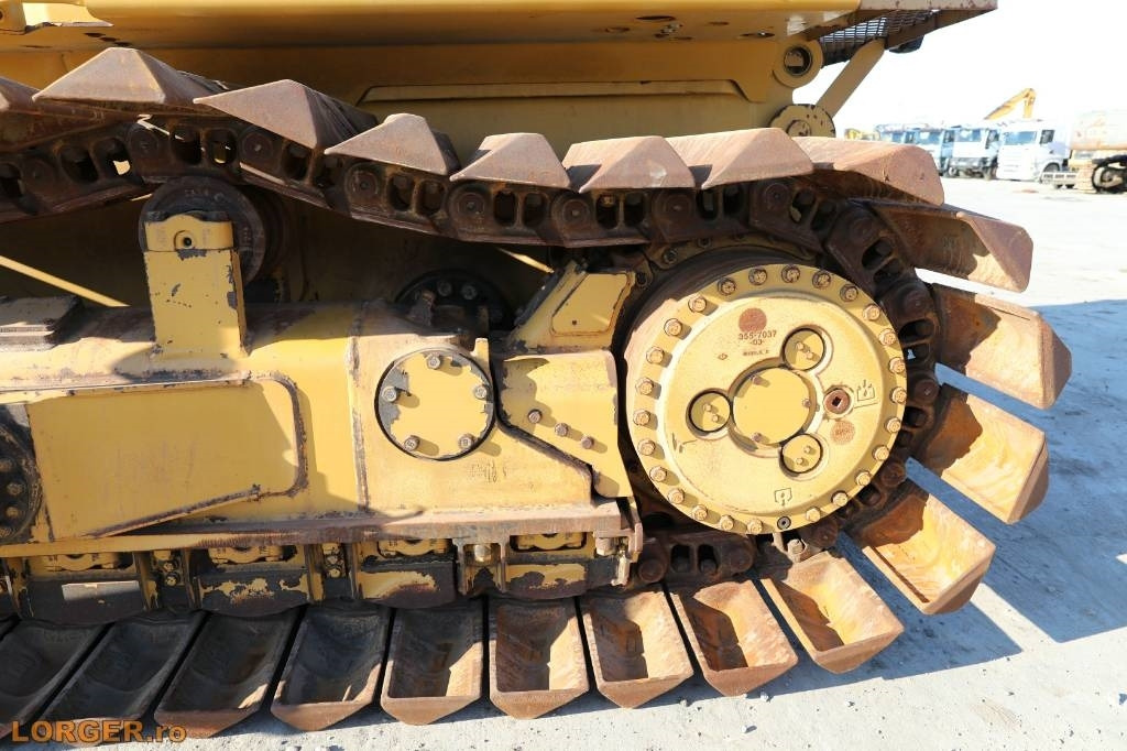 Bulldozer CAT D 7 E LGP: picture 10