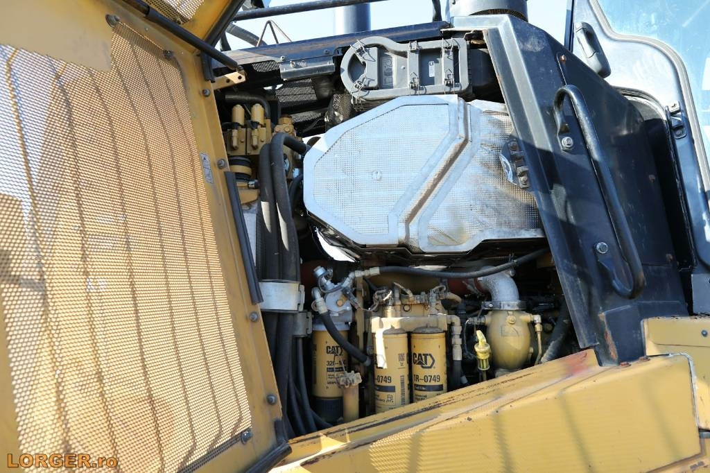 Bulldozer CAT D 7 E LGP: picture 18