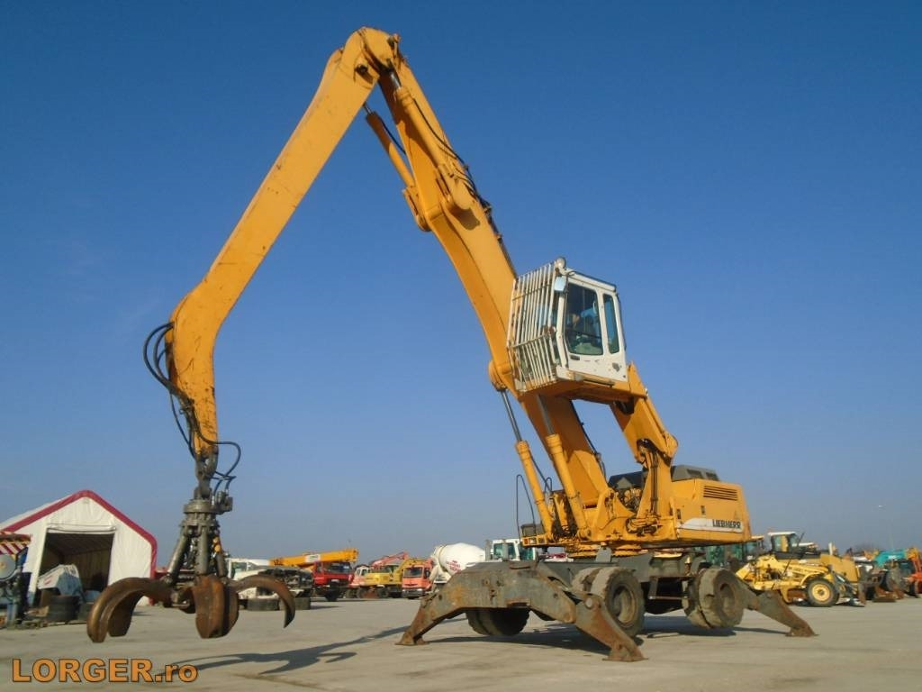 Liebherr A 934 B - Waste/ Industry handler: picture 1 Liebherr A 934 B - Waste/ Industry handler: picture 1