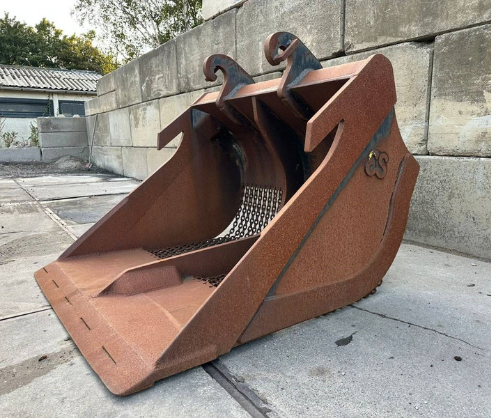 Eurosteel chainbucket 1700ltr 150cm wide kettingbak - Bucket for Construction machinery: picture 2 Eurosteel chainbucket 1700ltr 150cm wide kettingbak - Bucket for Construction machinery: picture 2