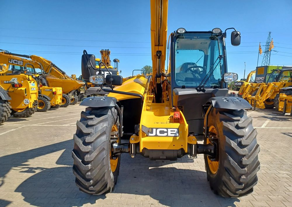 JCB 531-70 leasing JCB 531-70: picture 14