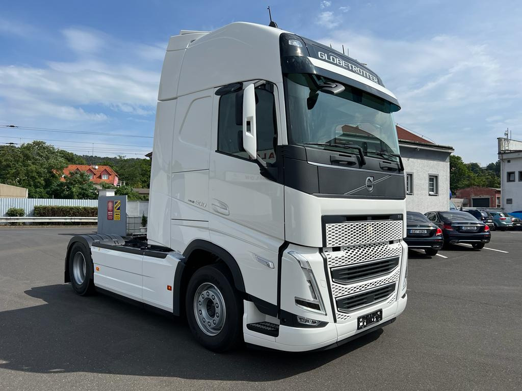 VOLVO FH 500 / Leather/ VEB+/ Air/ 2 tanks/ i-Parkcool/ - Tractor truck: picture 2 VOLVO FH 500 / Leather/ VEB+/ Air/ 2 tanks/ i-Parkcool/ - Tractor truck: picture 2