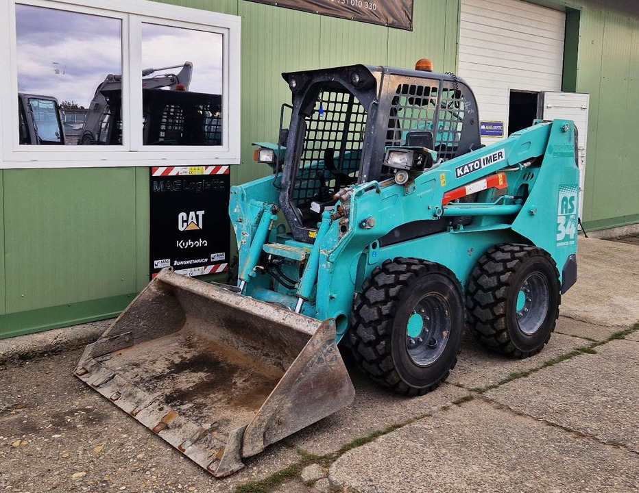 KATO AS34 - Skid steer loader: picture 4 KATO AS34 - Skid steer loader: picture 4