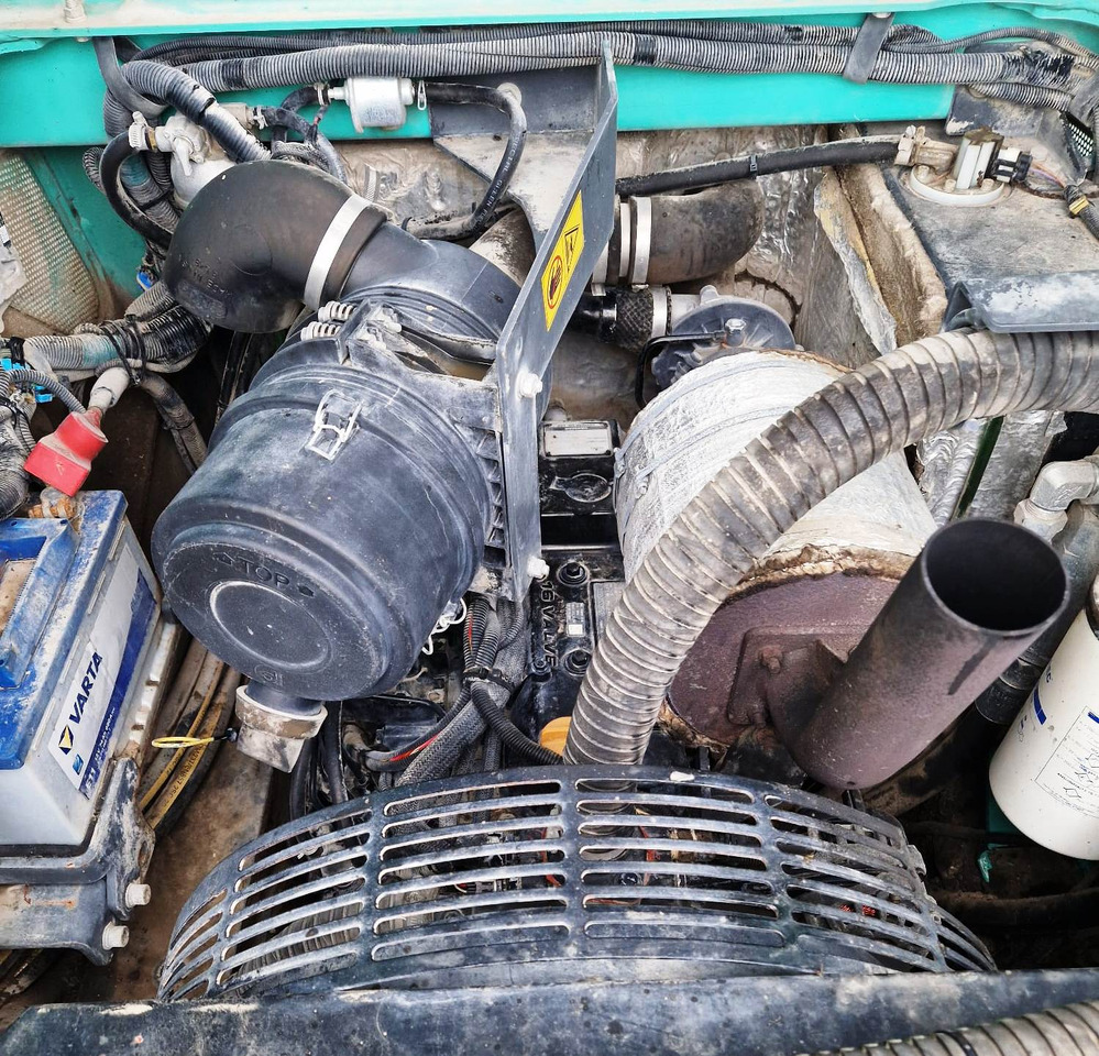 Skid steer loader KATO AS34: picture 7 Skid steer loader KATO AS34: picture 7