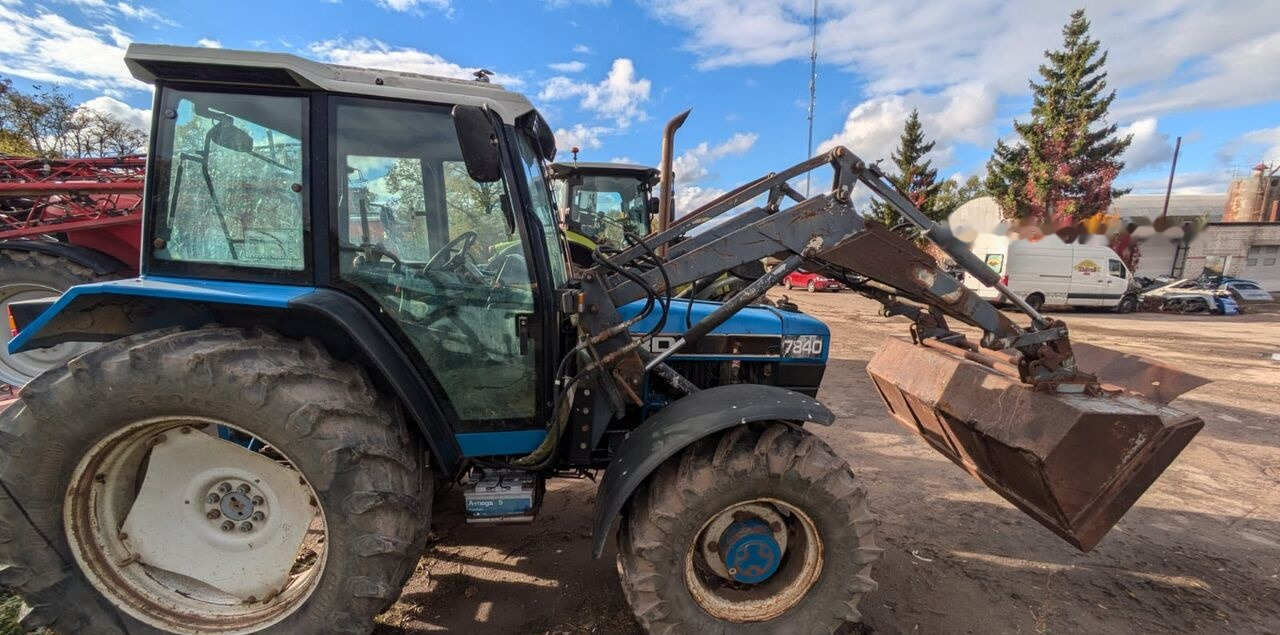Ford 7840 - Farm tractor: picture 4 Ford 7840 - Farm tractor: picture 4